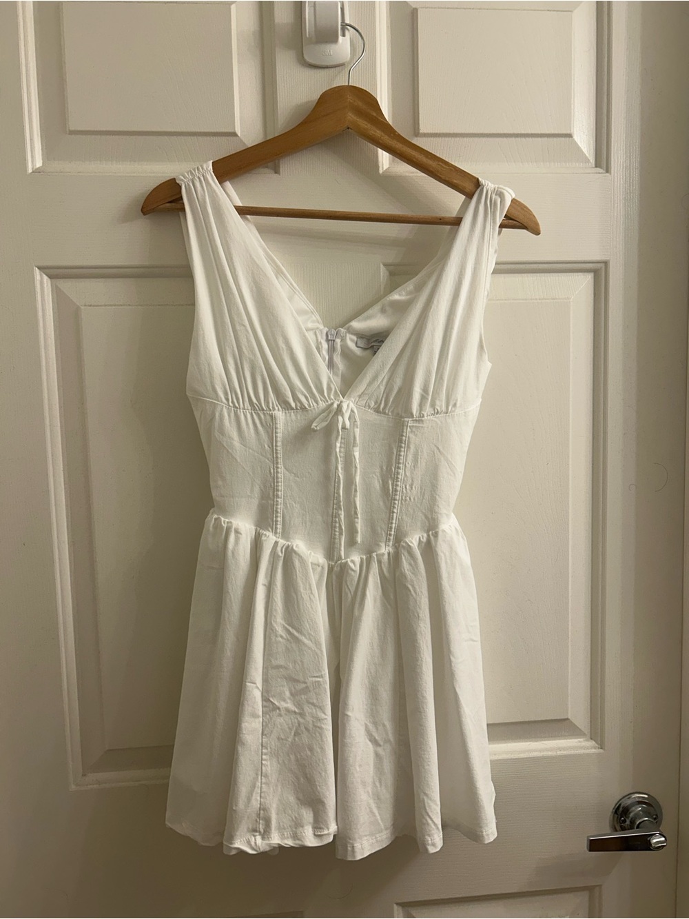White Sleeveless V-Neck Summer Dress